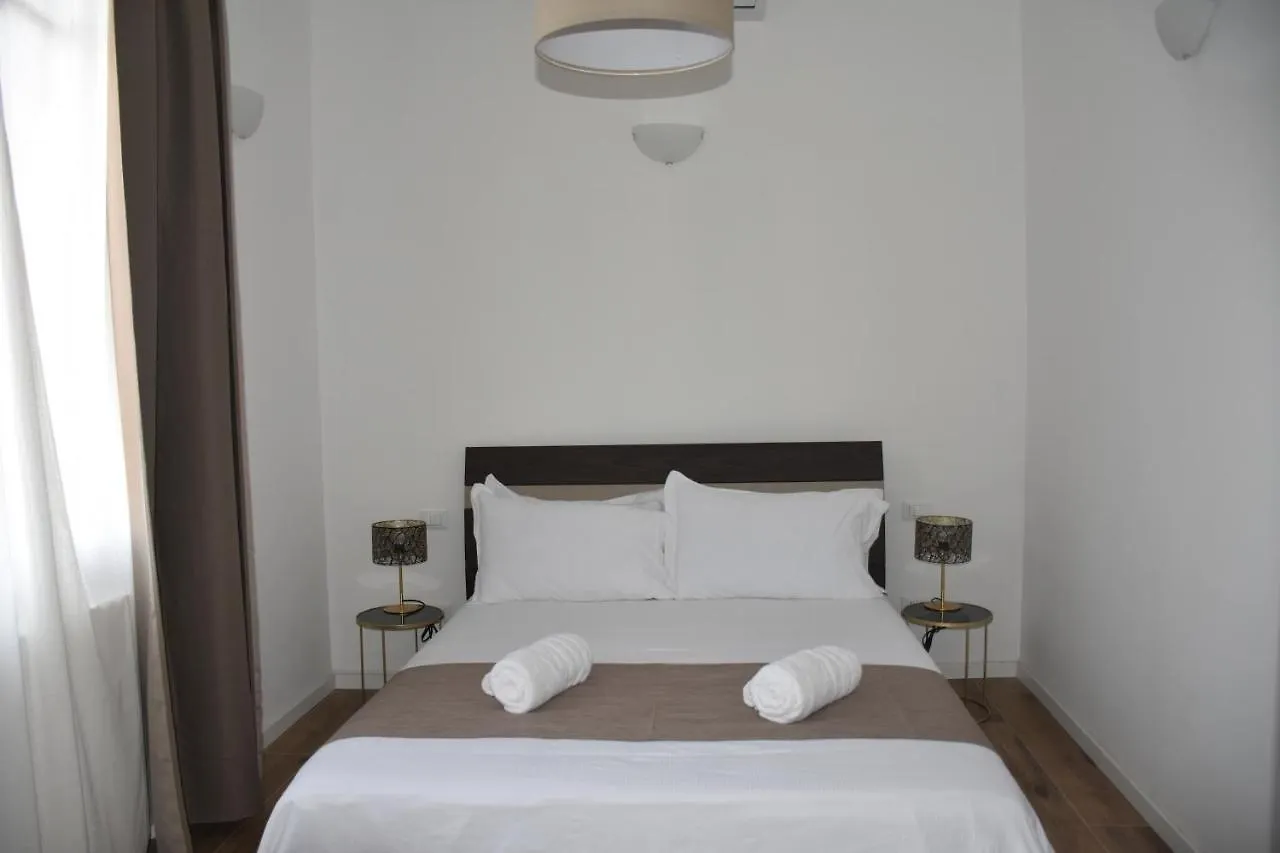Gasthof R & A Minerva Suites Pavia Italien